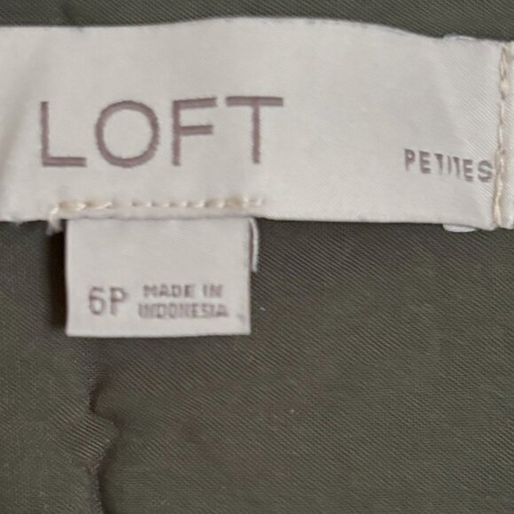 Loft Dress Olive Green Size 6P - Picture 2 of 3
